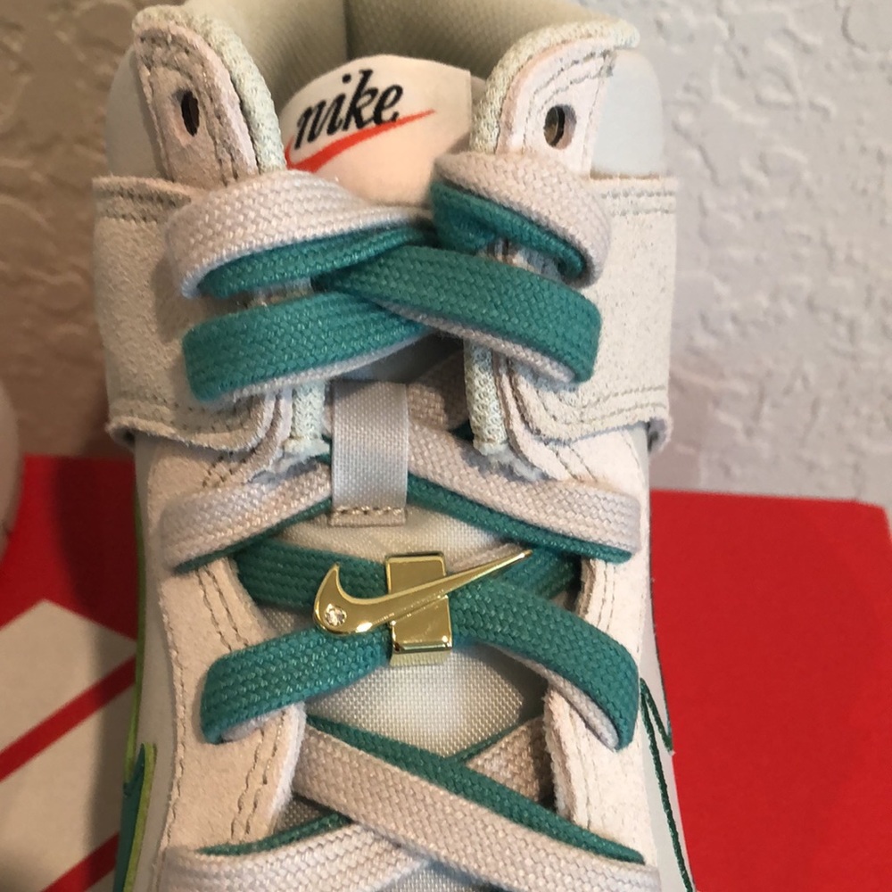 NIKE DUNK HI SE SNEAKERS - Picture 5 of 10